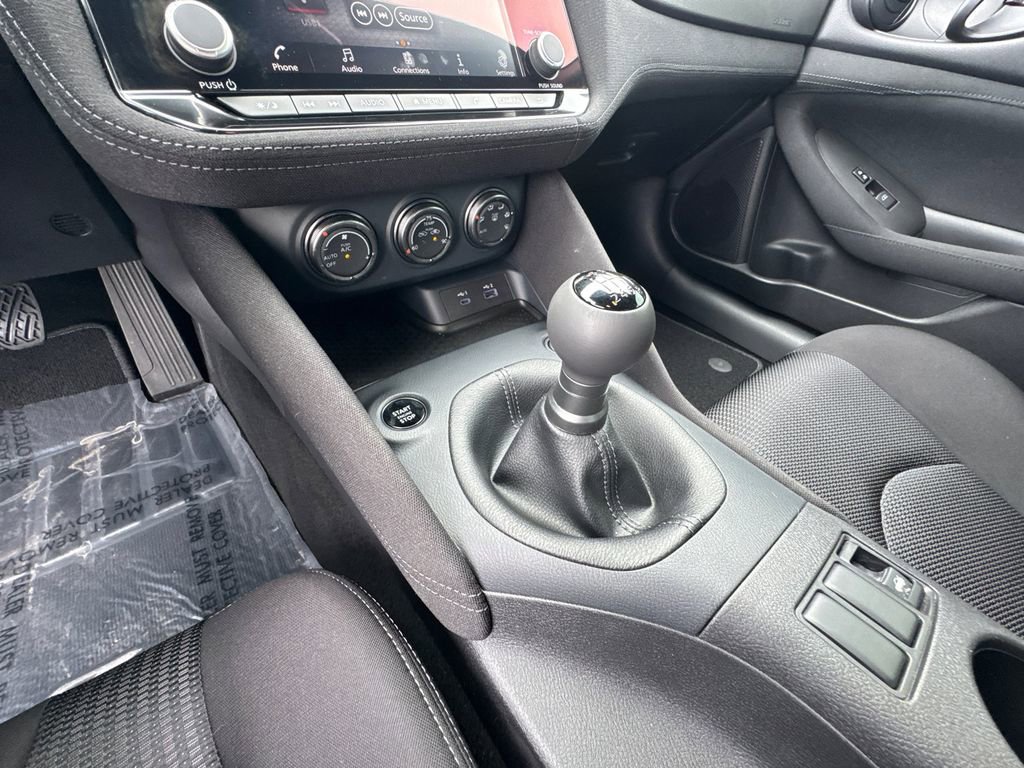 Used 2025 Nissan Z Sport w/ Floor Mat Package image 22