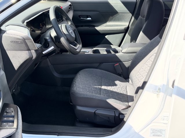 New 2027 Nissan Kicks SV w/ SV Premium Package FWD image 21