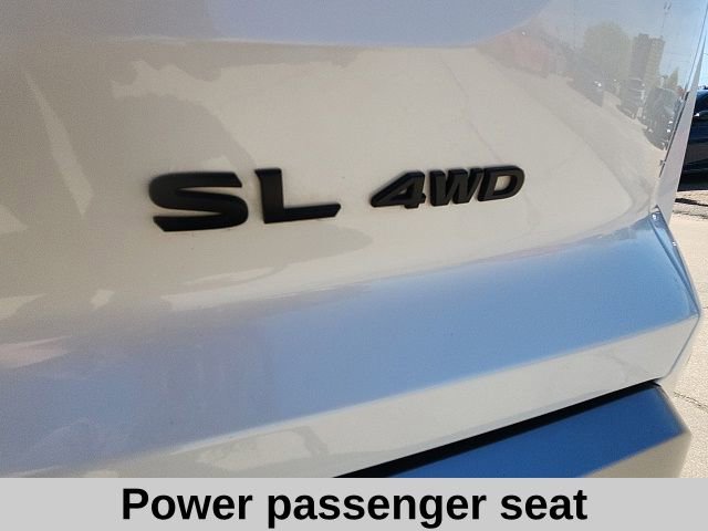Used 2024 Nissan Pathfinder SL w/ Black Appearance Package image 13