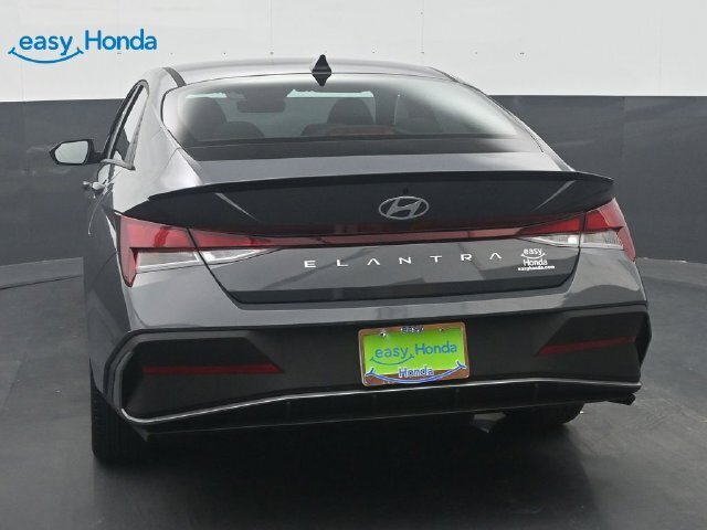 Used 2026 Hyundai Elantra Sport FWD image 6