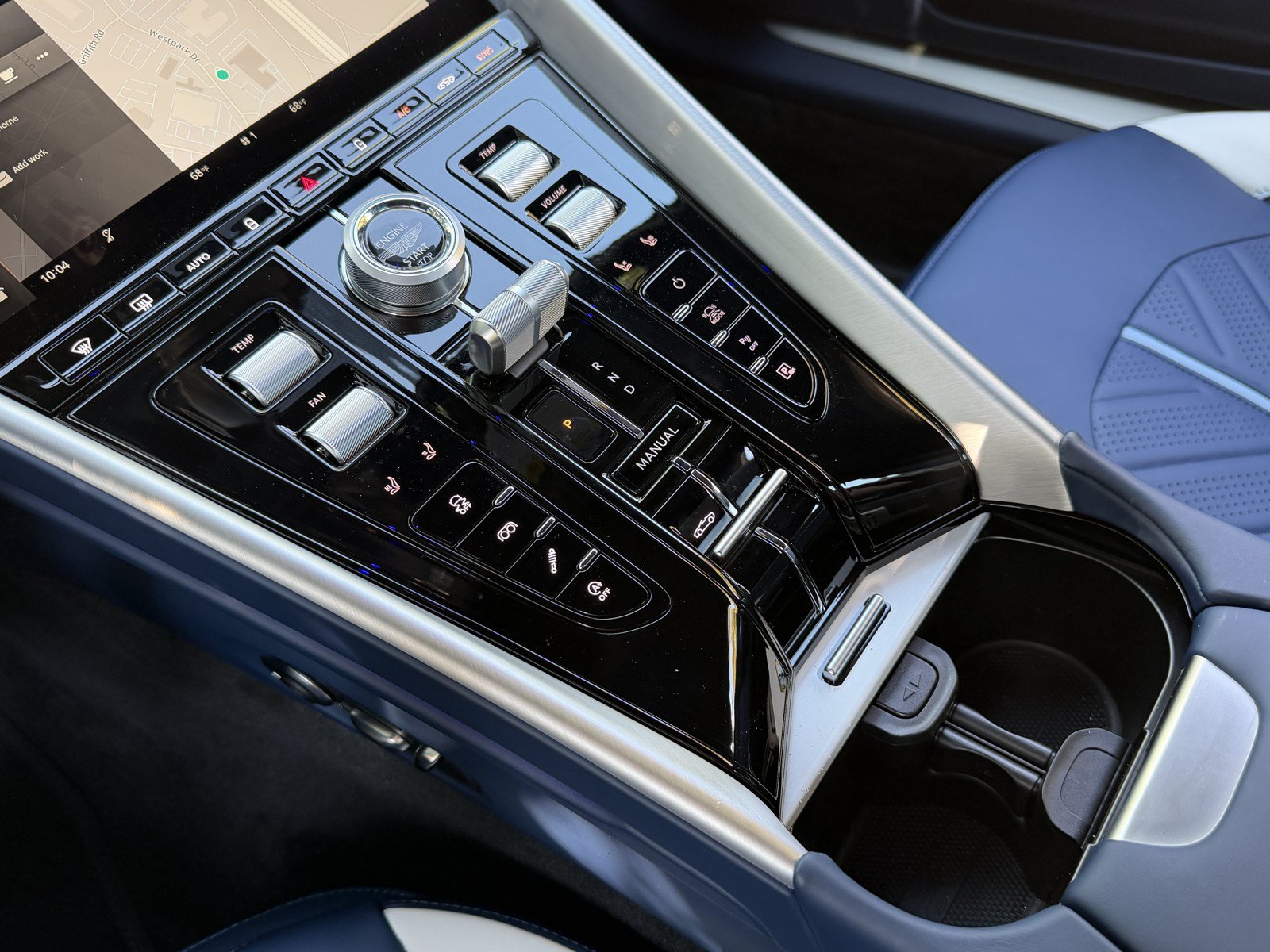New 2026 Aston Martin DB12 Convertible RWD image 32