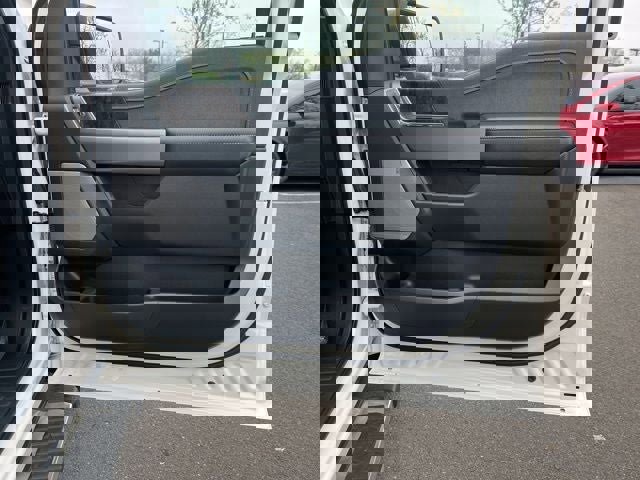 Used 2023 Ford F150 Lariat w/ Trailer Tow Package image 22