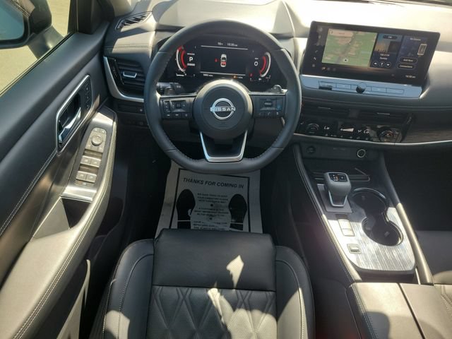 Used 2024 Nissan Rogue Platinum FWD image 14