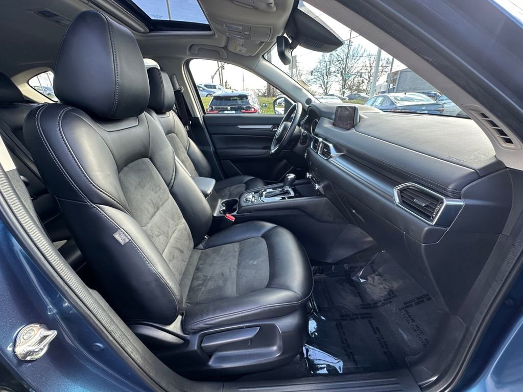 Used 2020 MAZDA CX-5 Touring image 27