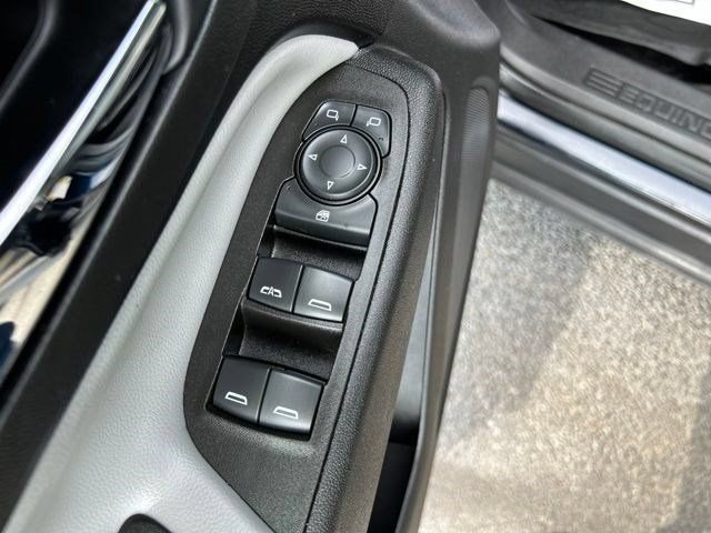 Used 2021 Chevrolet Equinox LS w/ LS Convenience Package AWD/4WD image 11