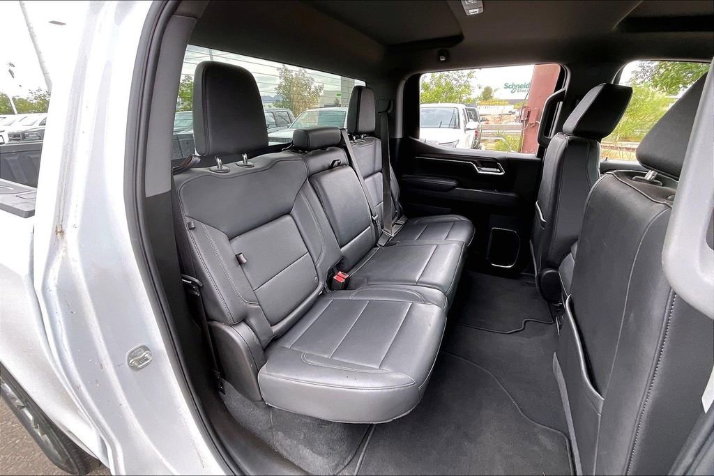 Used 2025 GMC Sierra 1500 SLT RWD image 26