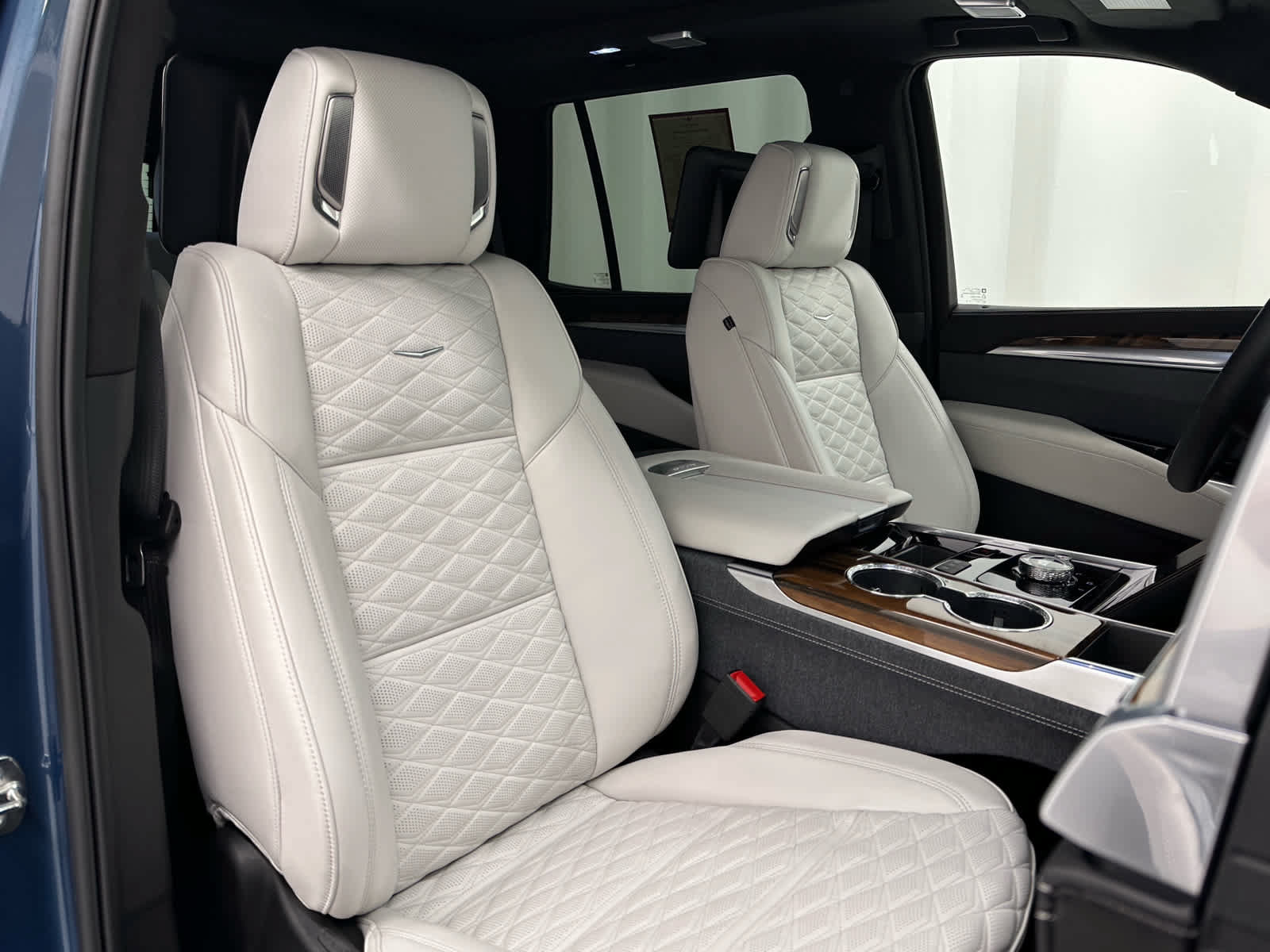 Used 2026 Cadillac Escalade Platinum Sport AWD/4WD image 20