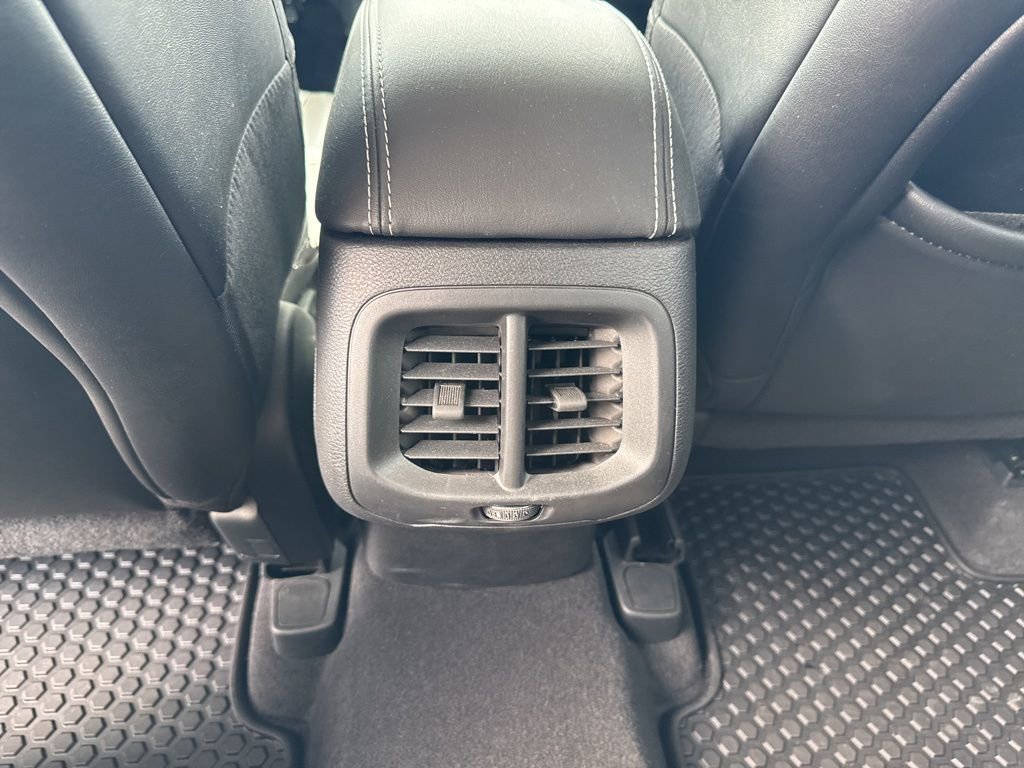 Used 2022 Jeep Cherokee Latitude image 16