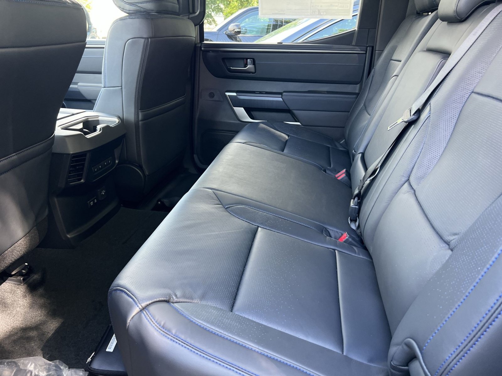 New 2026 Toyota Tundra Platinum w/ TRD Off-Road Package AWD/4WD image 19