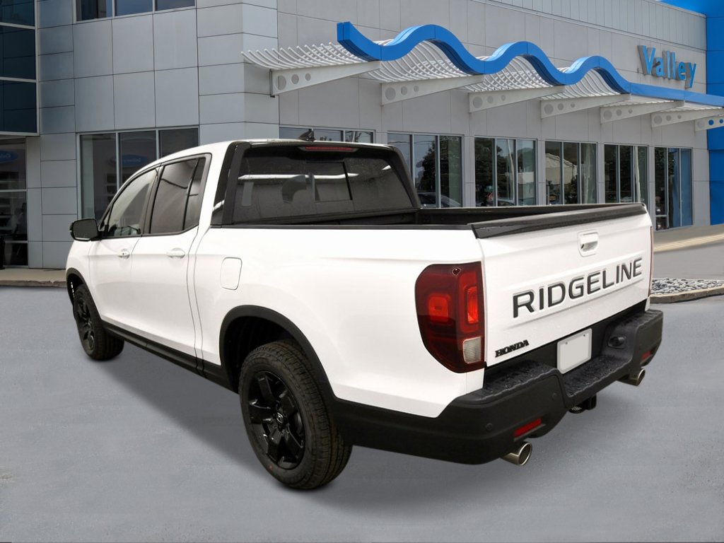 New 2026 Honda Ridgeline Black Edition image 3