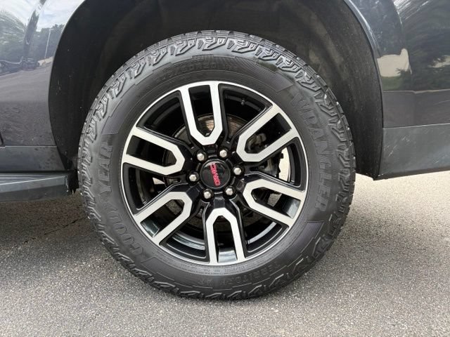 Certified 2023 GMC Yukon XL AT4 AWD/4WD image 17