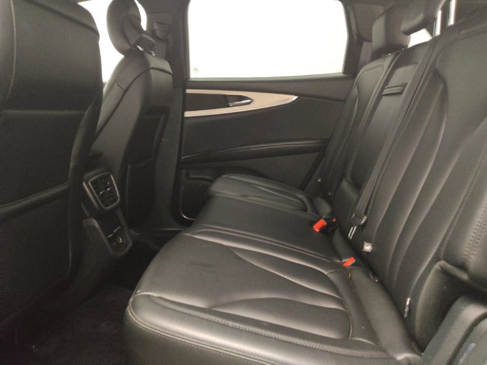 Used 2017 Lincoln MKX Premiere AWD/4WD image 18
