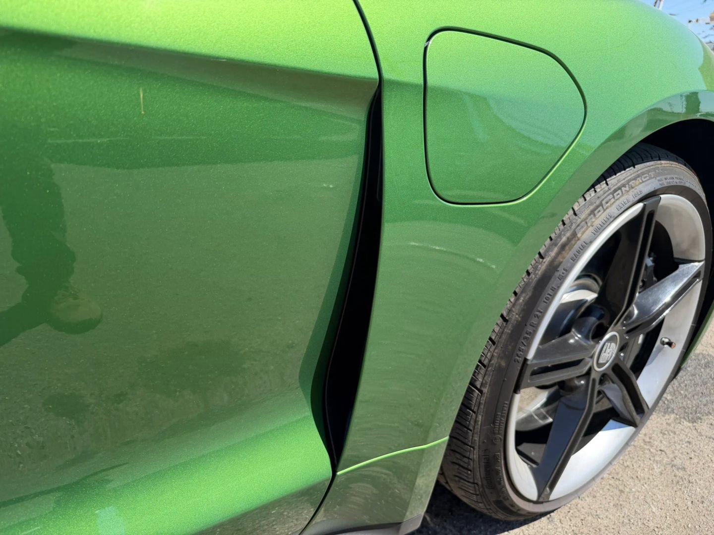 Used 2020 Porsche Taycan 4S image 39