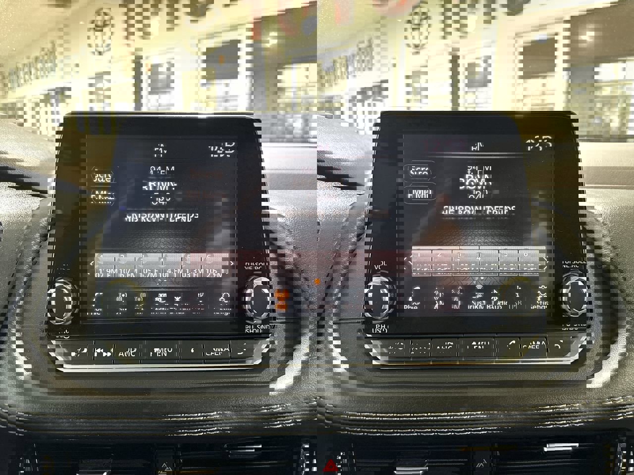 Used 2023 Nissan Rogue SV image 16