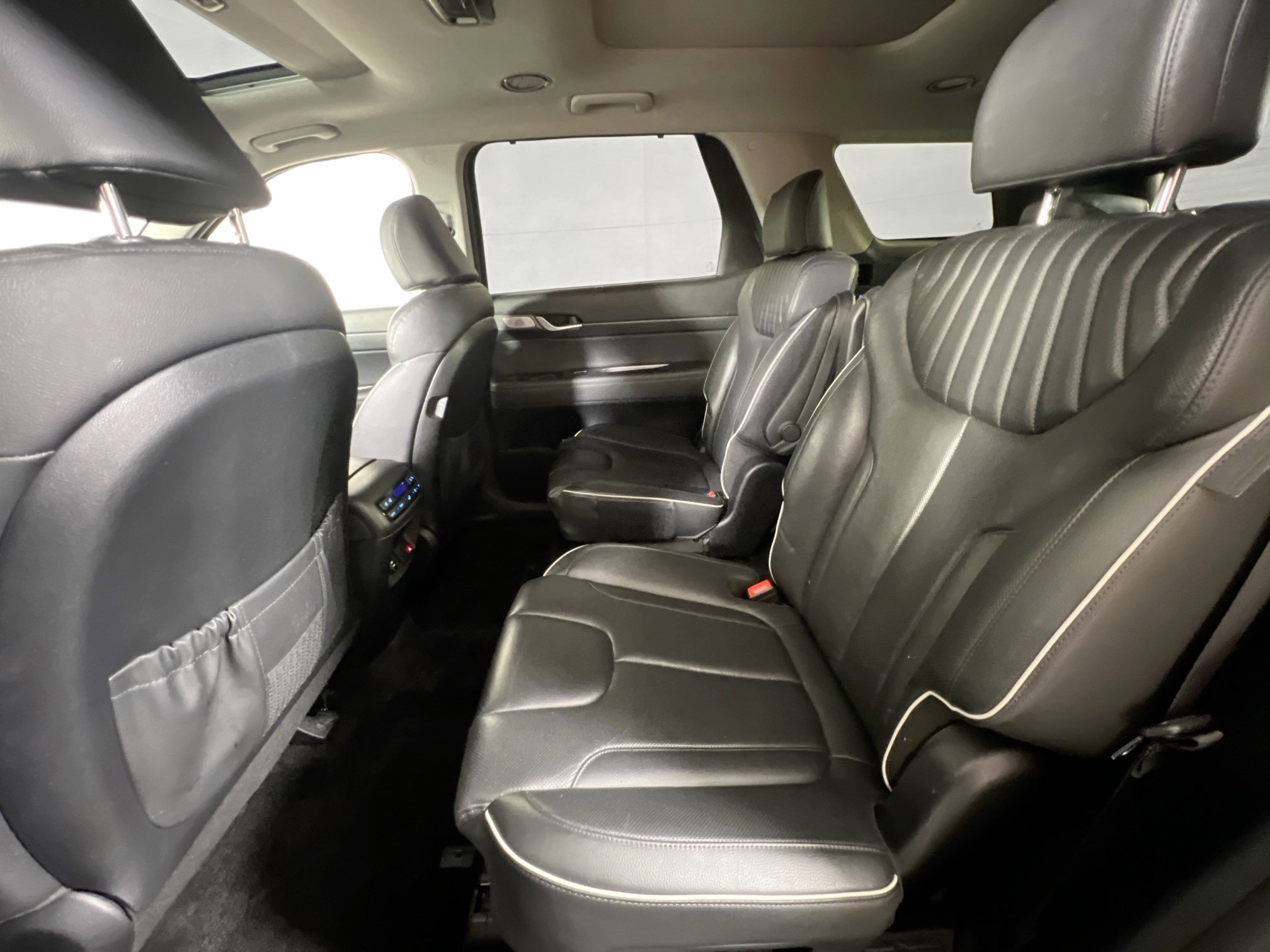 Used 2023 Hyundai Palisade Limited AWD/4WD image 26