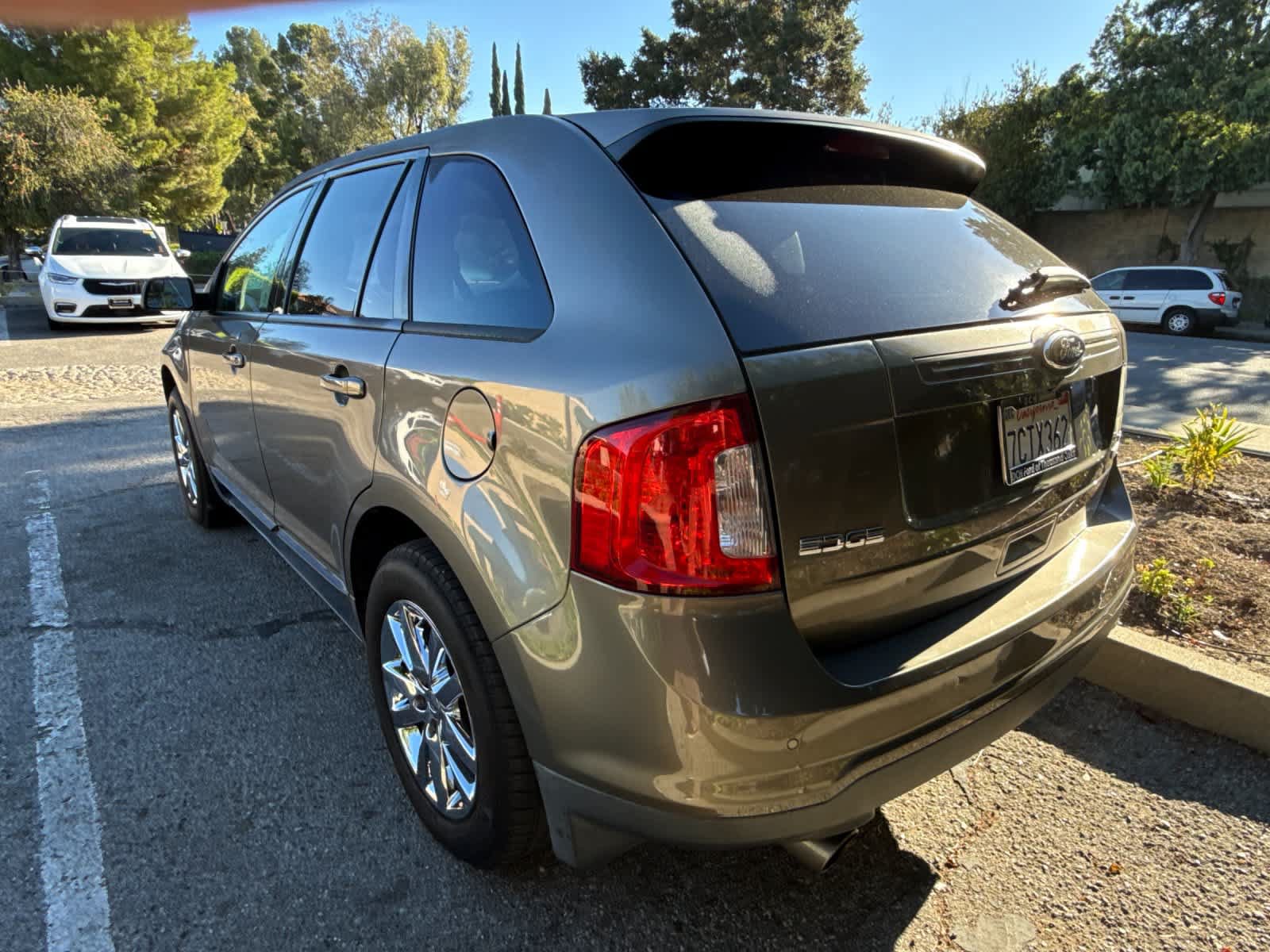 Used 2013 Ford Edge SEL FWD image 6