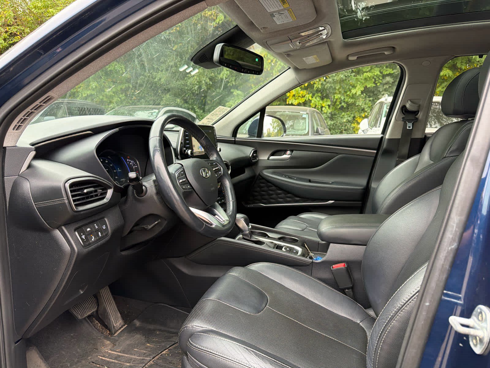 Used 2020 Hyundai Santa Fe Limited AWD/4WD image 5