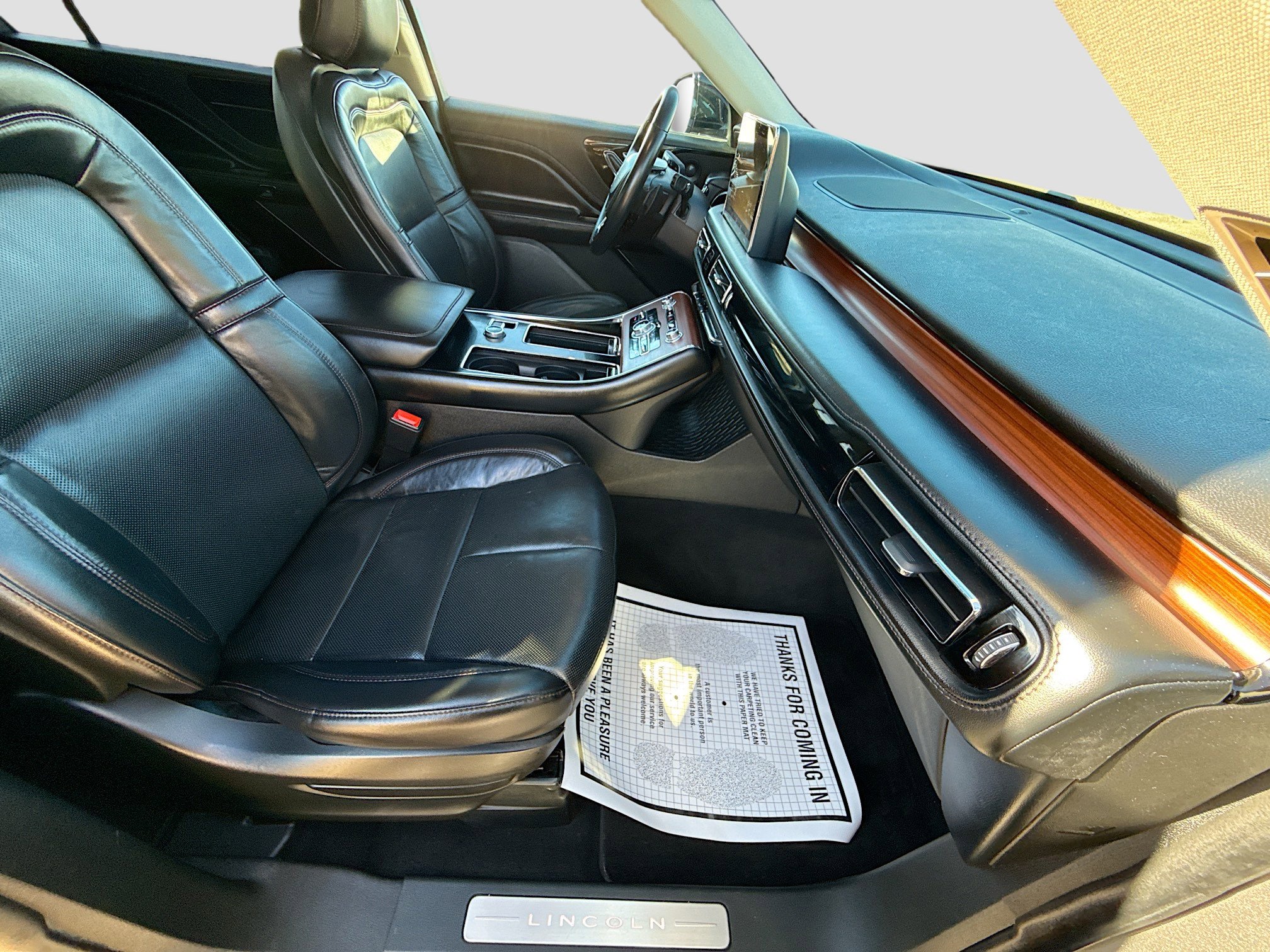 Used 2023 Lincoln Aviator Reserve image 14