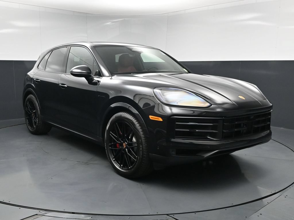 New 2026 Porsche Cayenne S AWD/4WD image 12
