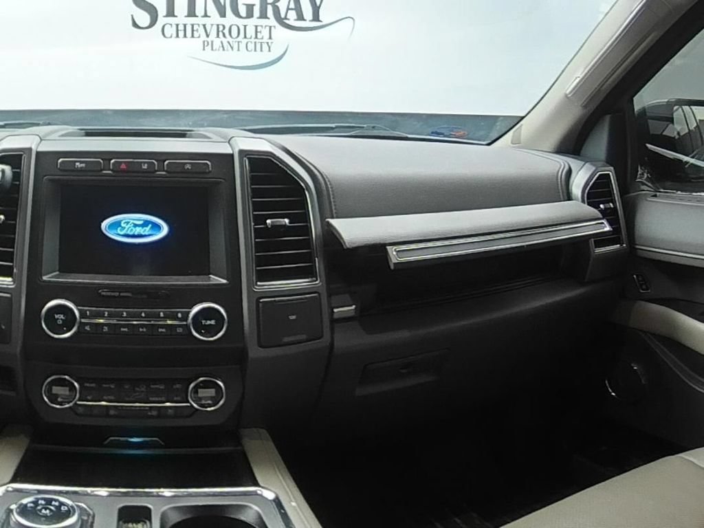 Used 2020 Ford Expedition XLT w/ Equipment Group 202A RWD image 15