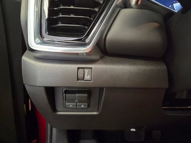 New 2026 GMC Canyon Elevation w/ Convenience Package RWD image 29