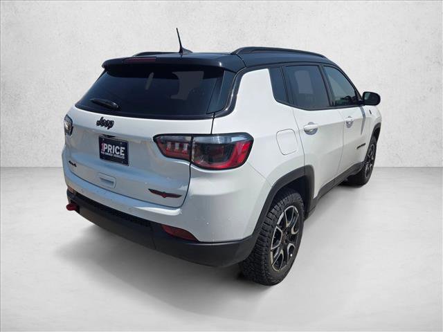 Used 2026 Jeep Compass Trailhawk AWD/4WD image 5