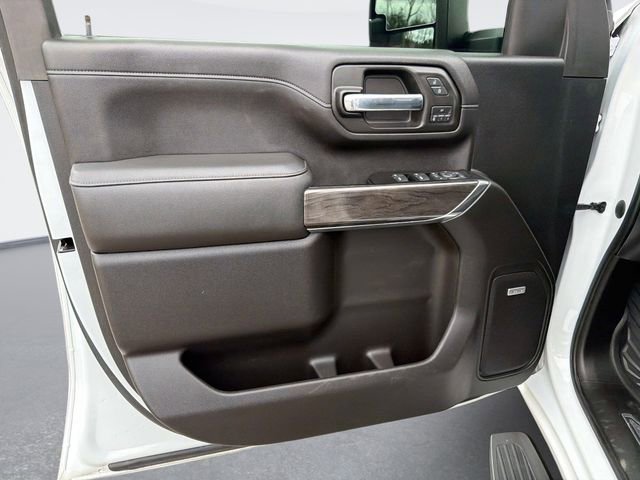 Used 2020 Chevrolet Silverado 2500 LTZ w/ LTZ Premium Package image 21