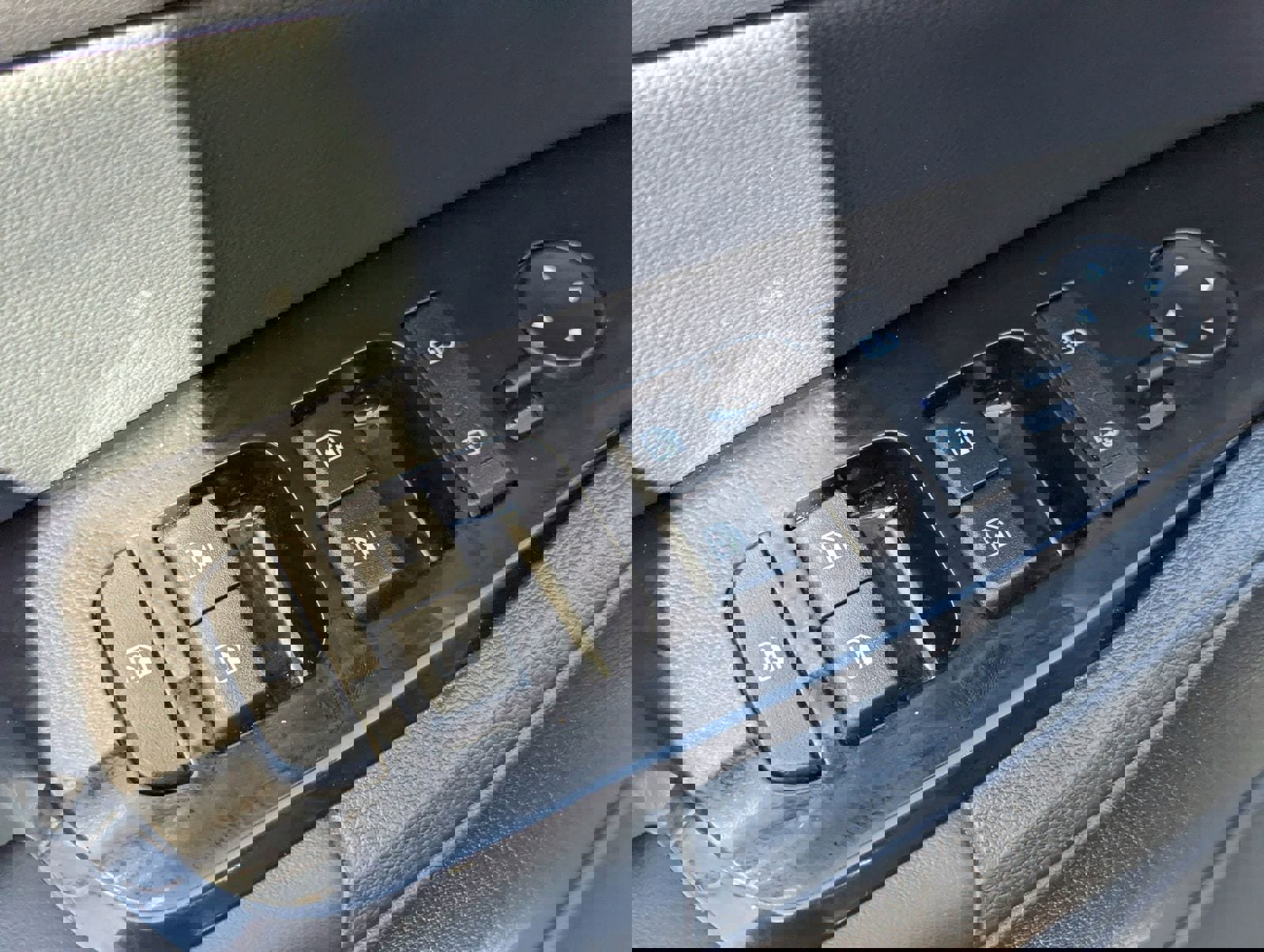 Used 2024 Kia Sportage EX image 21