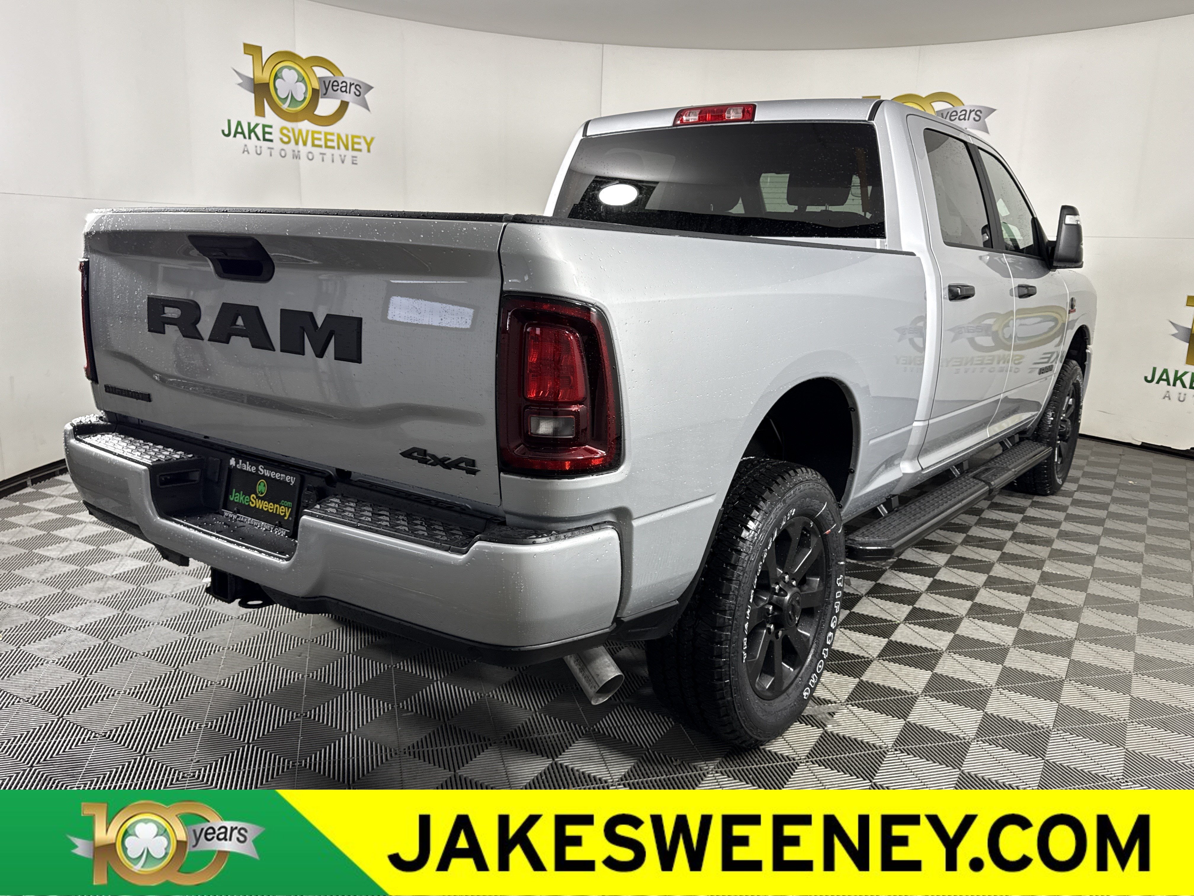 New 2026 RAM 2500 Big Horn AWD/4WD image 10