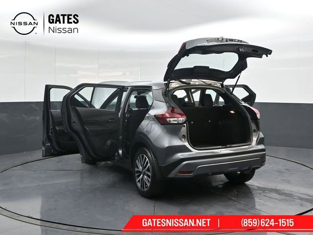 Used 2024 Nissan Kicks SV image 48