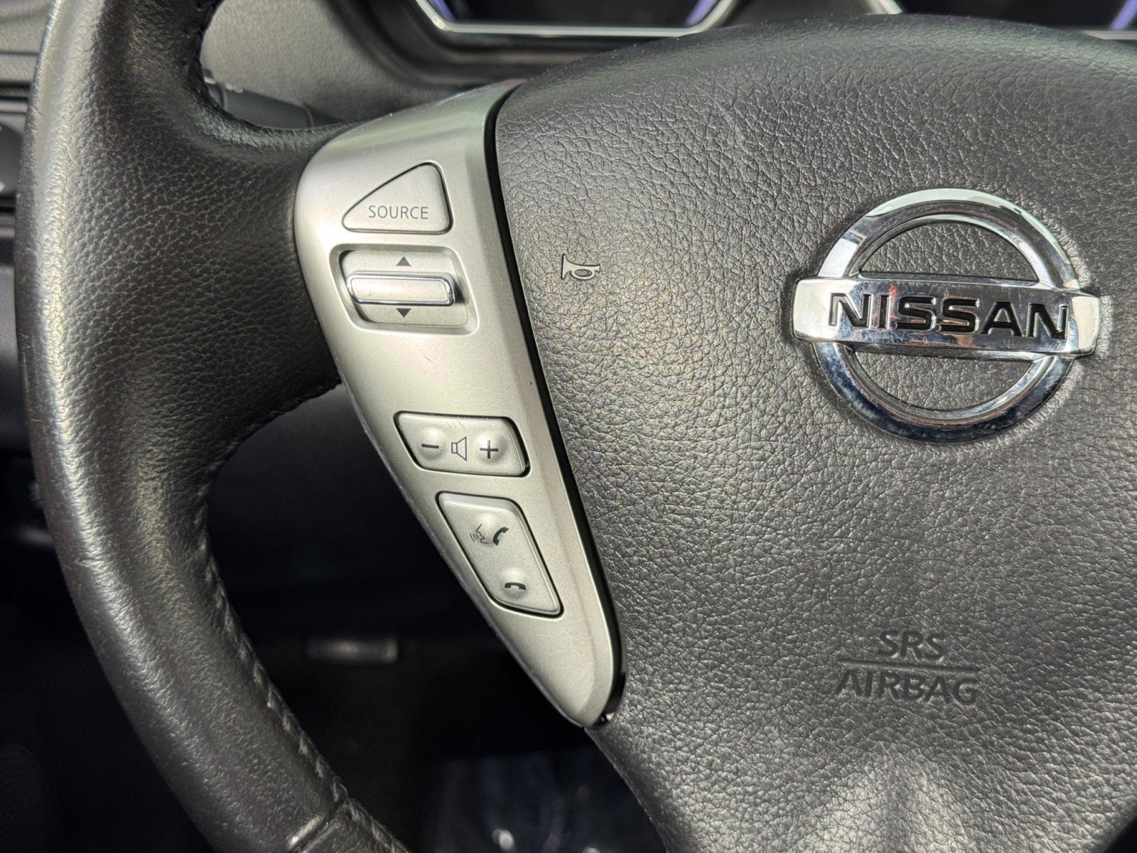 Used 2018 Nissan Versa SV w/ SV Special Edition Package image 18