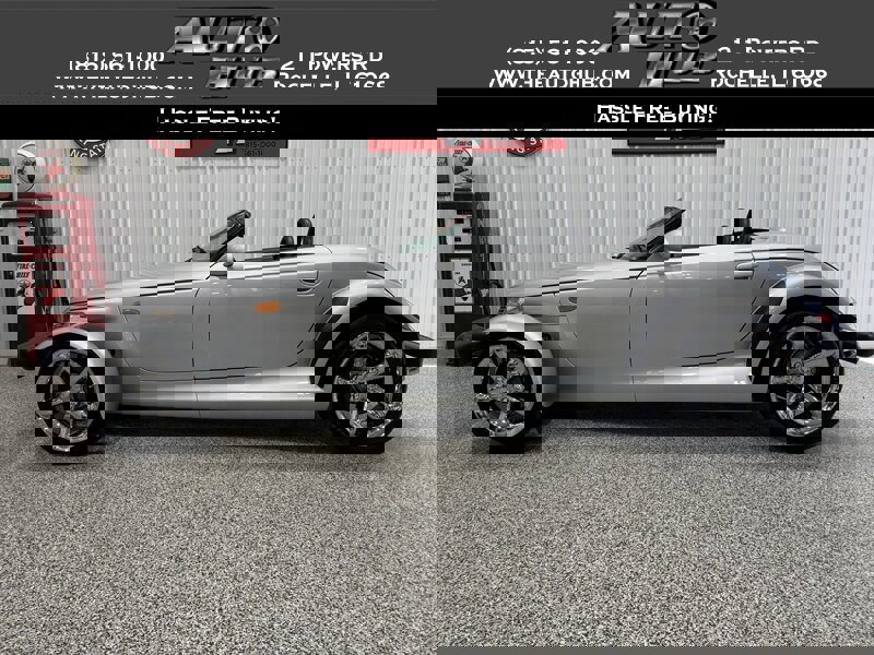Used 2001 Chrysler Prowler image 1