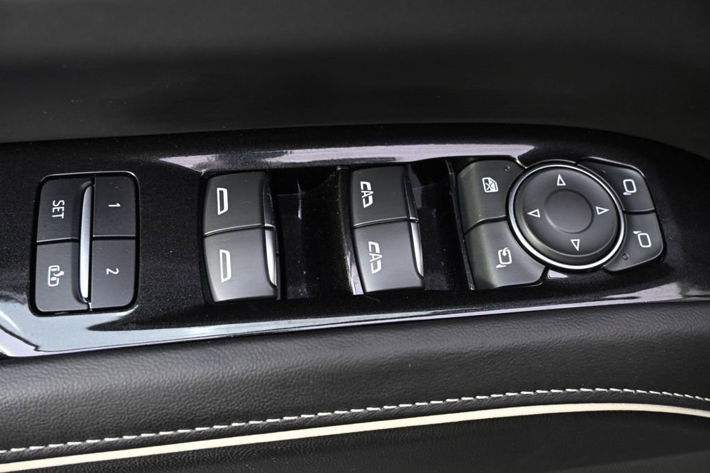 Certified 2024 Cadillac Escalade Sport Platinum w/ LPO, ONYX Package image 24