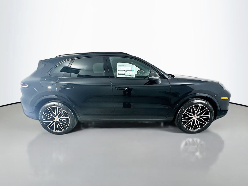 Certified 2026 Porsche Cayenne AWD/4WD image 8