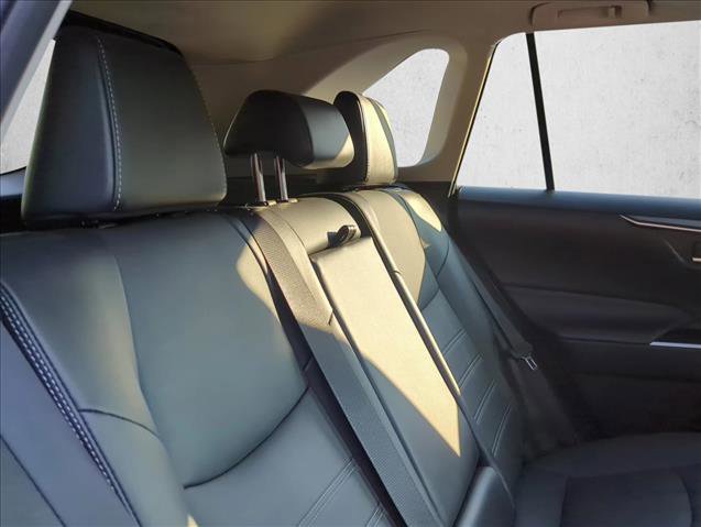 Used 2023 Toyota RAV4 XLE Premium image 21