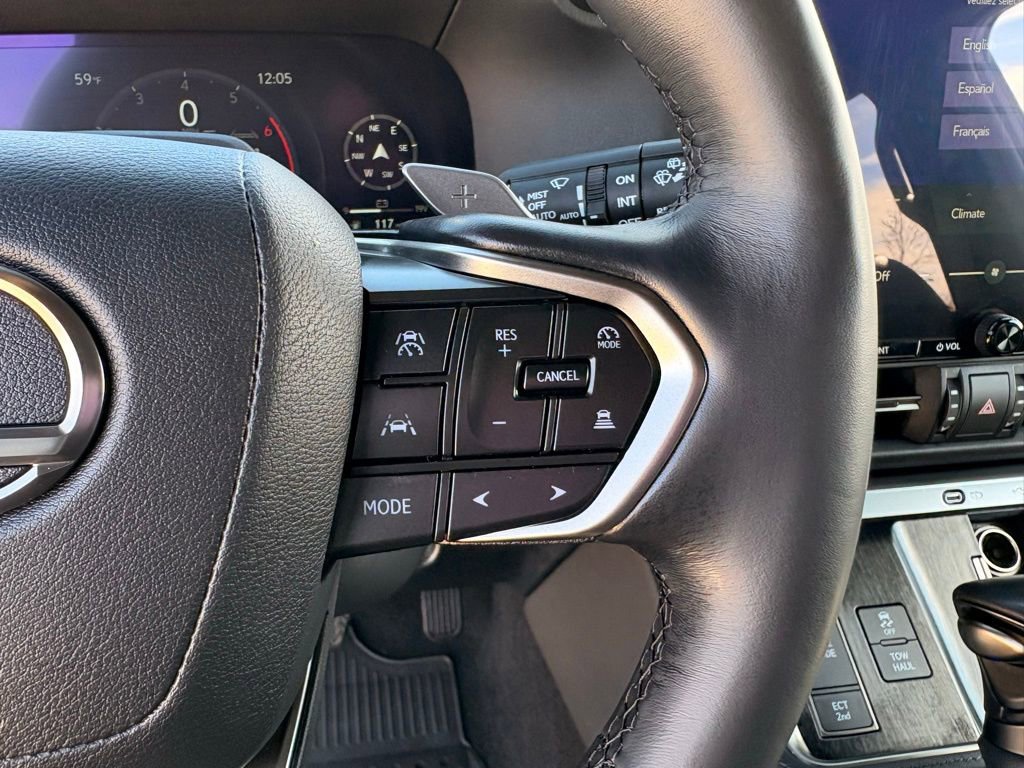 Used 2024 Lexus GX 550 w/ Accessory Package (2T) image 27