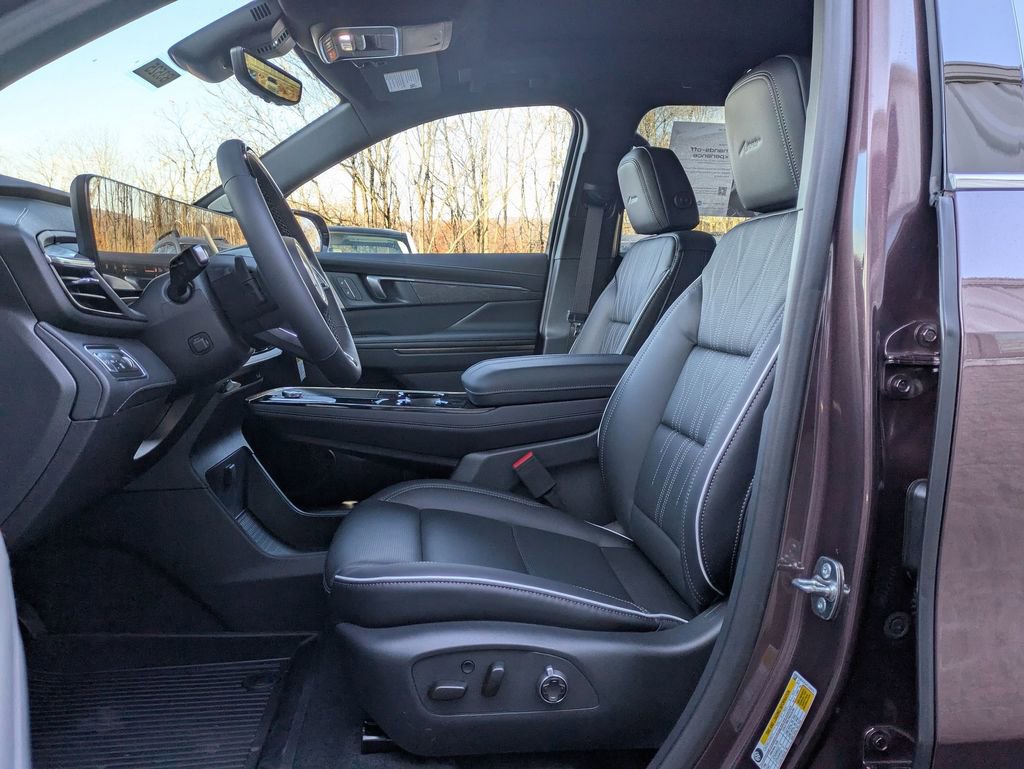 New 2026 Buick Enclave Avenir w/ Super Cruise Package image 14