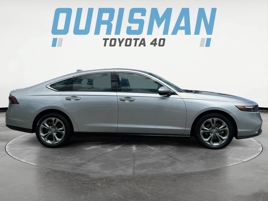 Used 2024 Honda Accord EX image 8