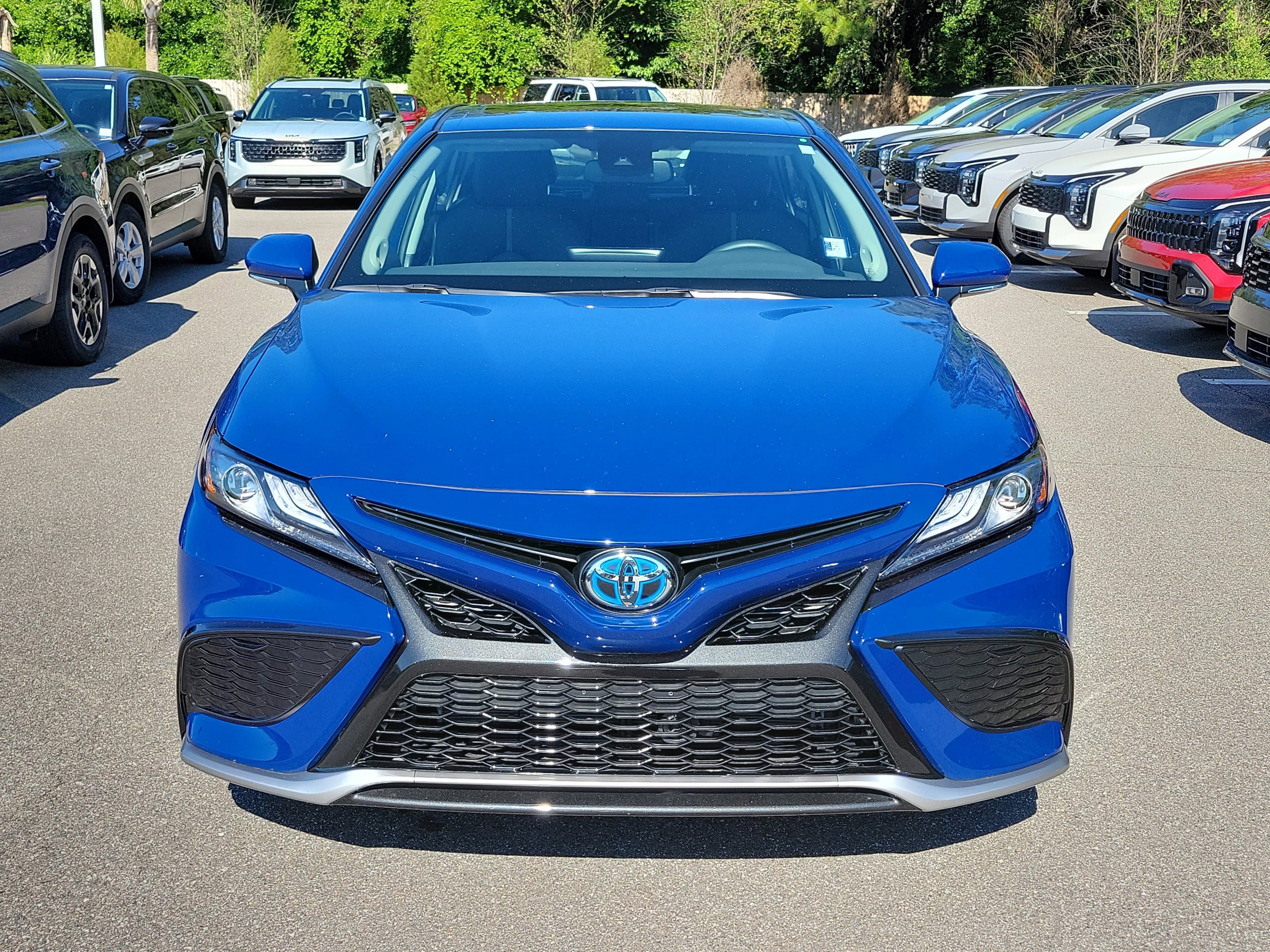 Used 2024 Toyota Camry XSE w/ Navigation Package FWD image 2