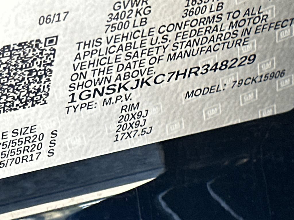 Used 2017 Chevrolet Suburban Premier AWD/4WD image 34