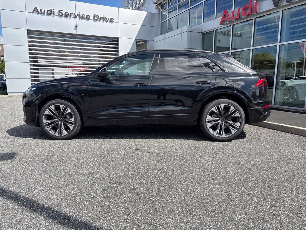 New 2027 Audi Q8 Premium Plus AWD/4WD image 2