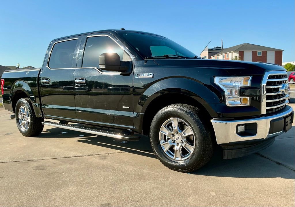 Used 2017 Ford F150 XLT w/ Equipment Group 302A Luxury RWD image 7