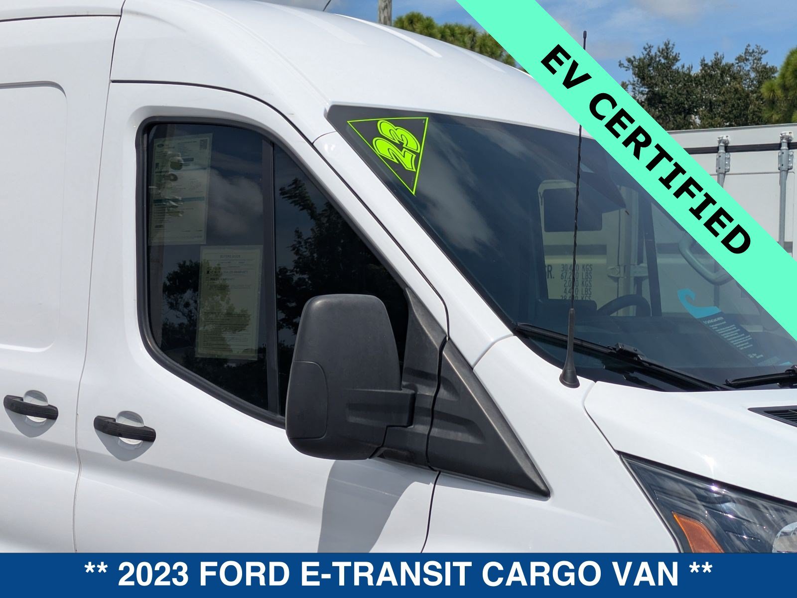 Certified 2023 Ford E-Transit Medium Roof RWD image 11