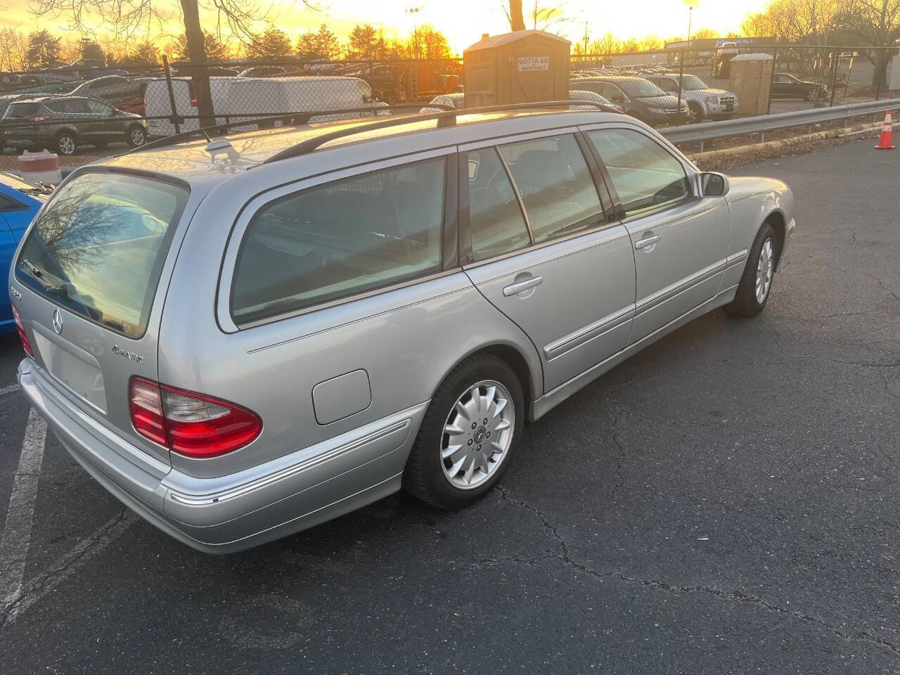 Used 2001 Mercedes-Benz E 320 E 320 4MATIC AWD 4dr Wagon image 6
