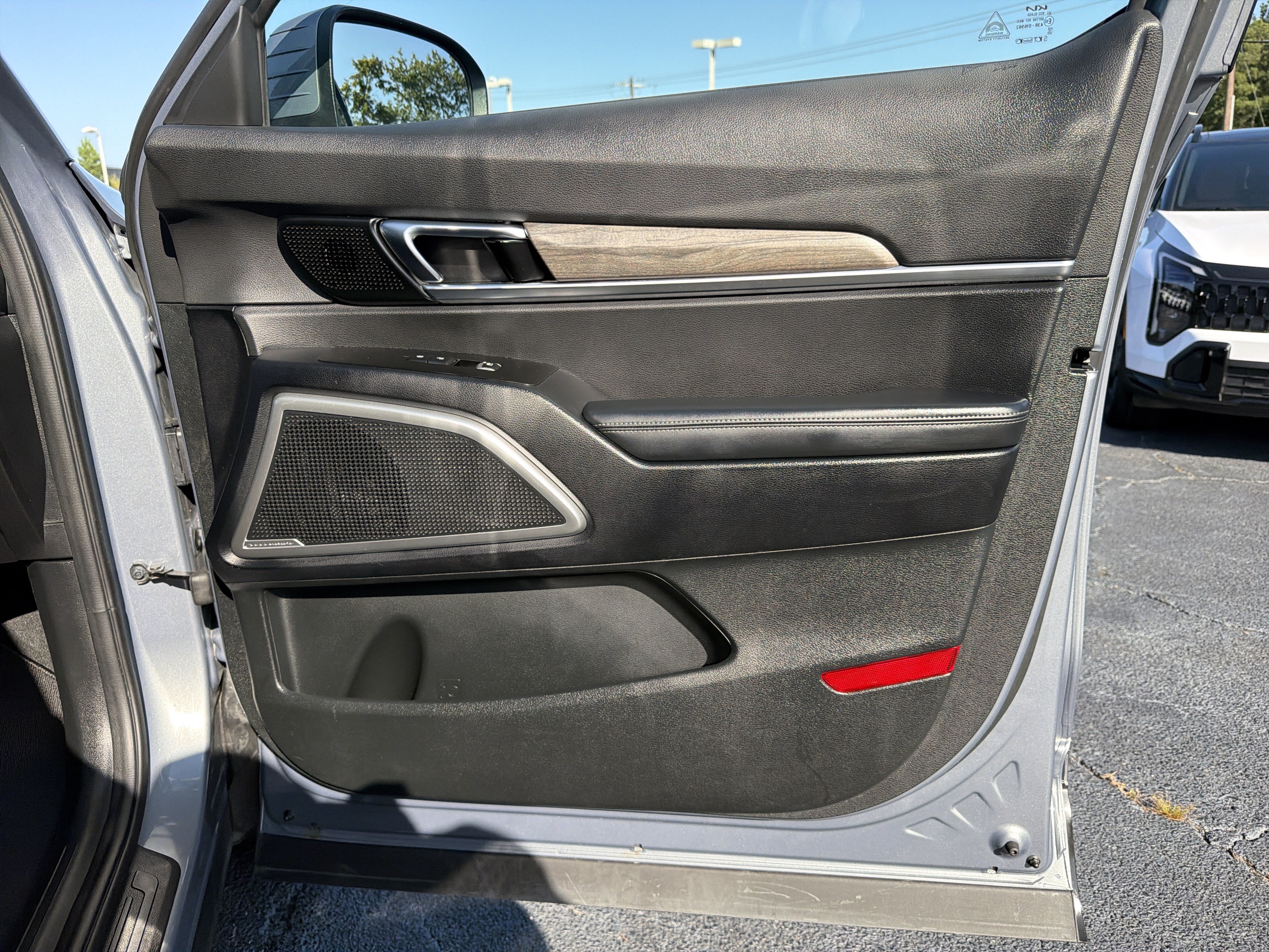Used 2022 Kia Telluride EX w/ EX Premium Package FWD image 14