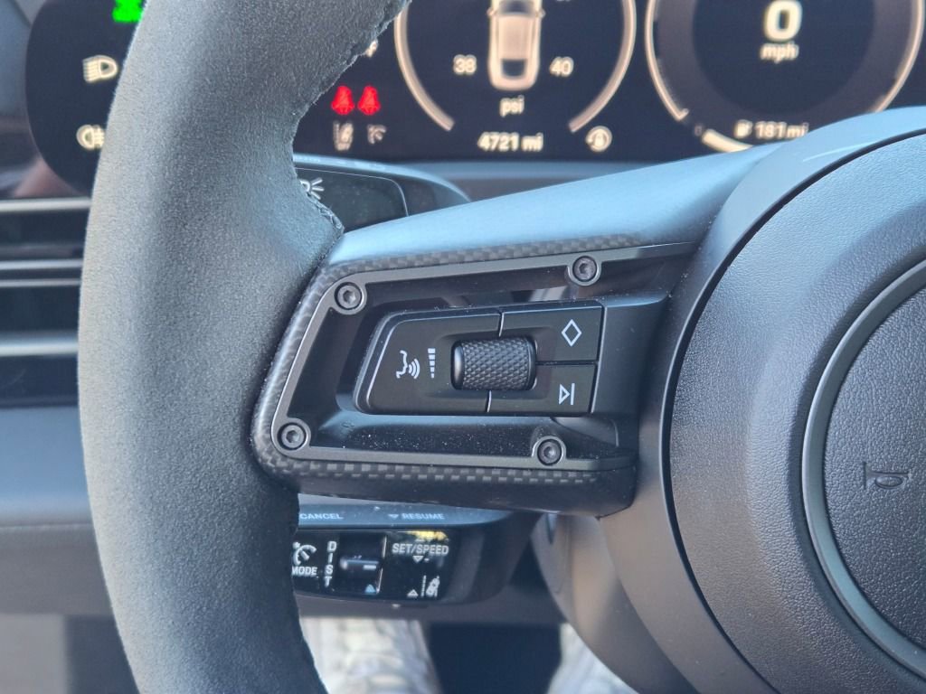 Certified 2025 Porsche Taycan 4S image 26