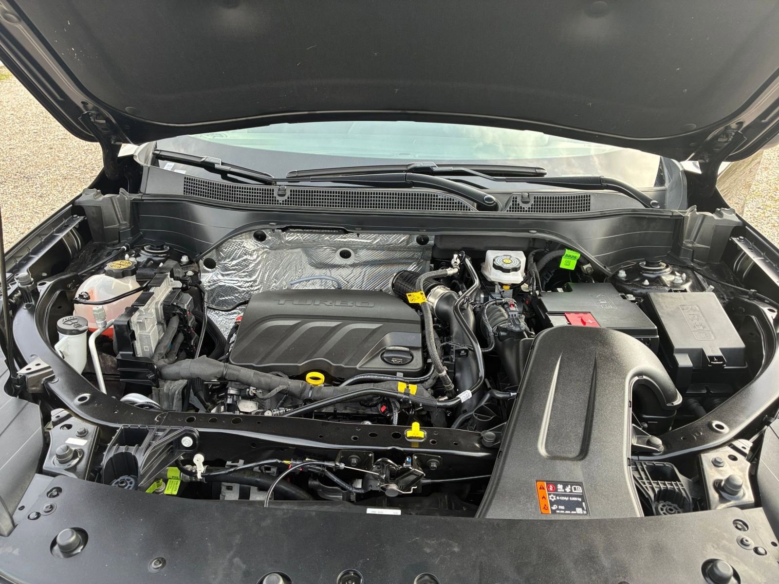 Used 2025 Chevrolet Trax LT w/ LT Convenience Package image 30