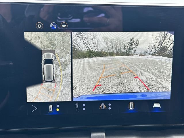 Used 2025 Chevrolet Equinox RS w/ Safety and Technology Package image 36