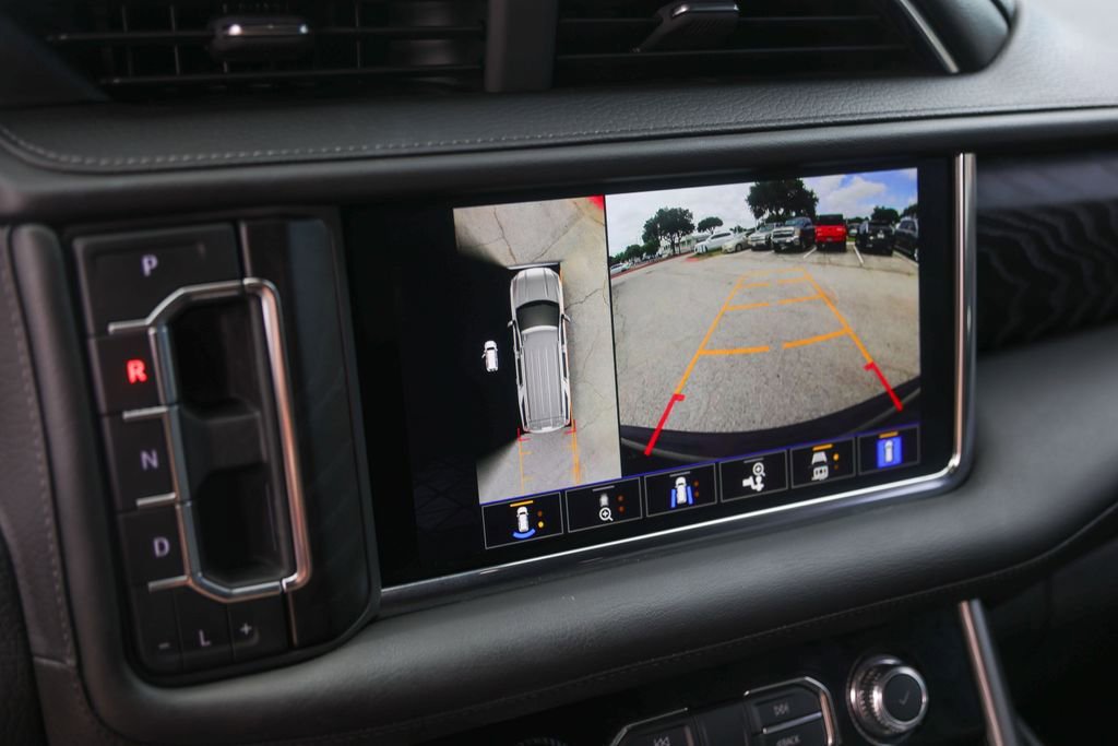Used 2022 GMC Yukon XL Denali AWD/4WD image 20