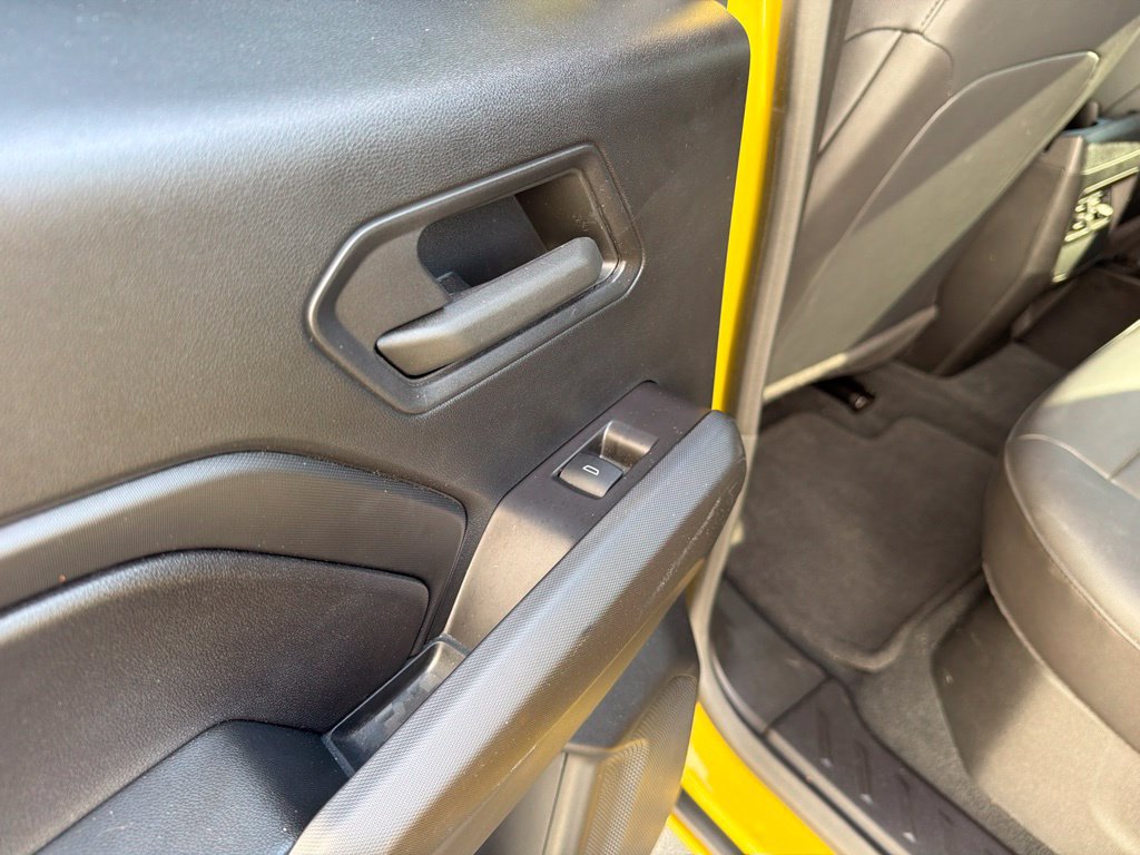 Used 2024 Chevrolet Colorado Trail Boss AWD/4WD image 33